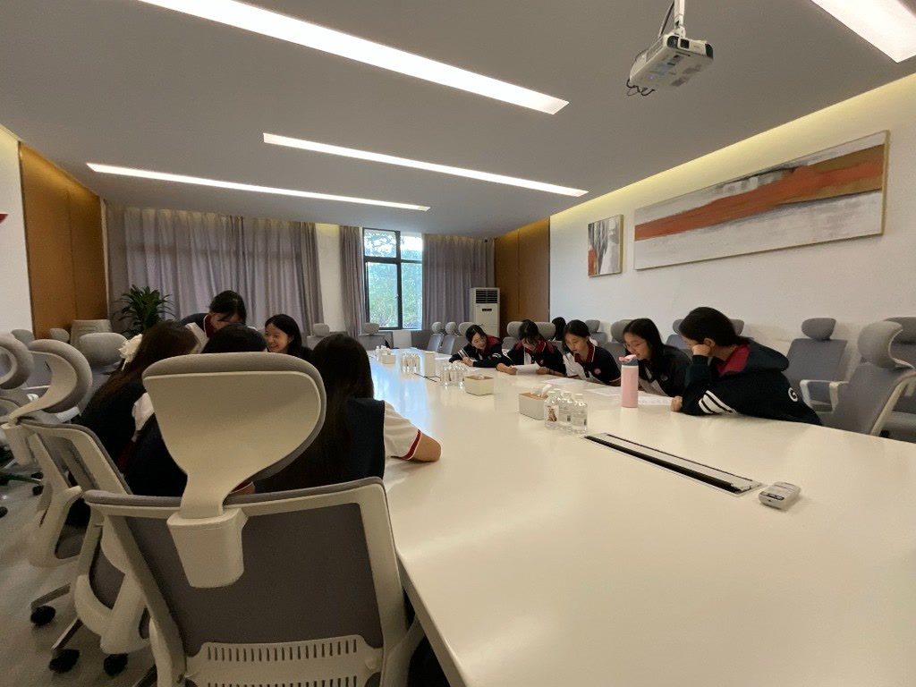School Business Club — 3